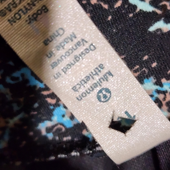 Lululemon Define Blue and Black Patterned Jacket - Picture 5 of 6